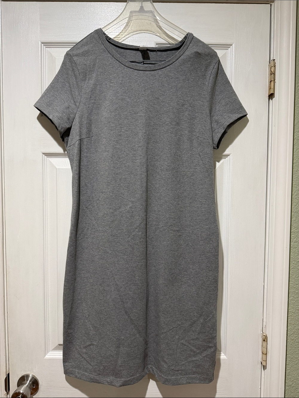 Old Navy Gray Short Sleeve Shift Dress